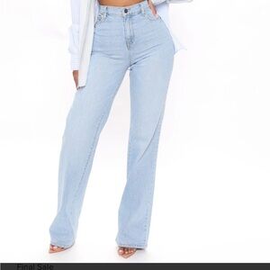 Can't You Relax Straight Leg Jeans - Light Wash